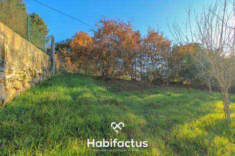 Terreno com Vistas Desafogadas a 5 Minutos de Viseu