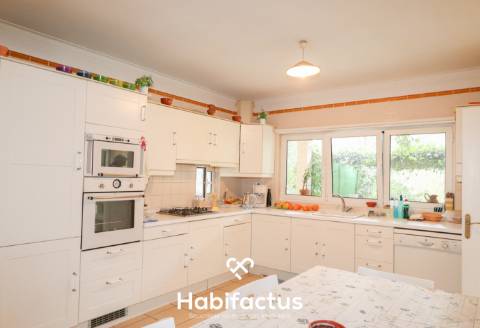 Quinta majestosa com cerca de 18.000 metros quadrados em Viseu