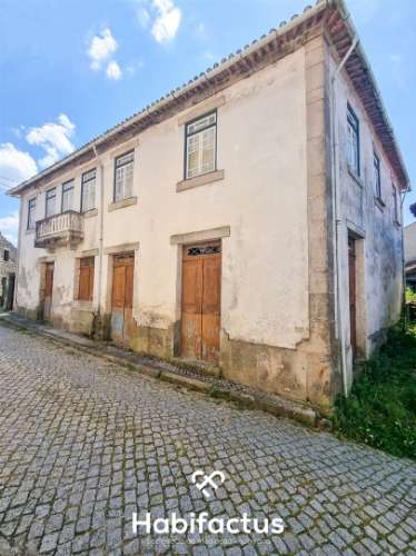 Moradia T4 para venda, Queirã-Vouzela