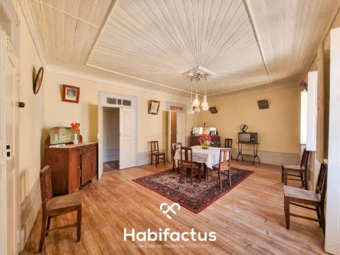 Moradia T4 para venda, Queirã-Vouzela