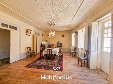 Moradia T4 para venda, Queirã-Vouzela