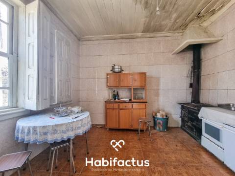 Moradia T4 para venda, Queirã-Vouzela