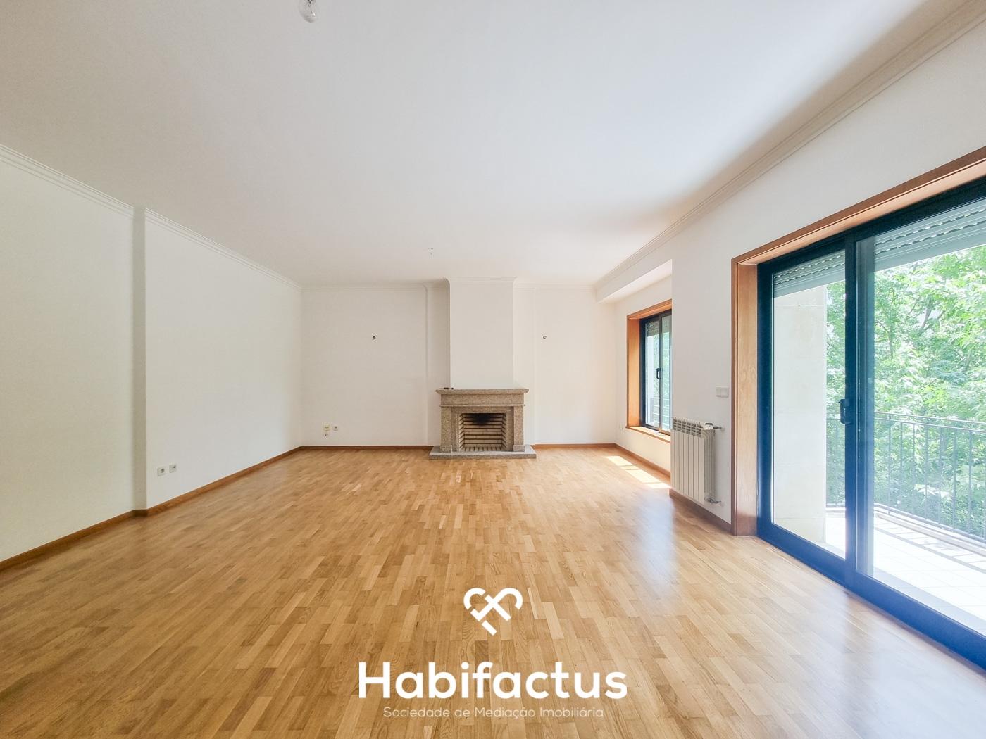 Apartamento T3  para venda, junto ao Rossio de Viseu