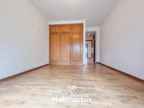 Apartamento T3  para venda, junto ao Rossio de Viseu