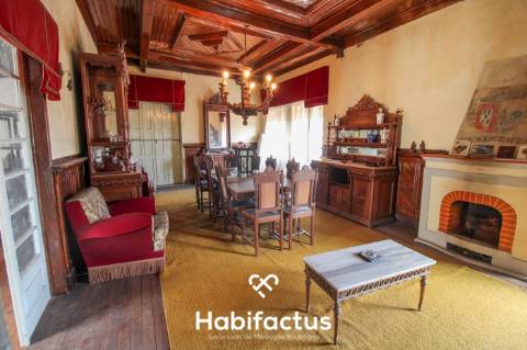 Quinta T6 de 1945 em Sabugosa - Tondela