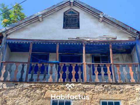 Moradia para restaurar T2