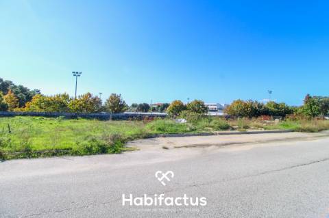 Lote Lajeosa do Dão bons acessos a Viseu, tranquilidade da vila,