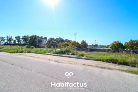 Lote Lajeosa do Dão bons acessos a Viseu, tranquilidade da vila,