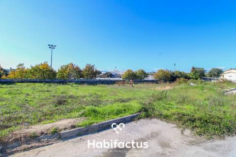 Lote Lajeosa do Dão bons acessos a Viseu, tranquilidade da vila,