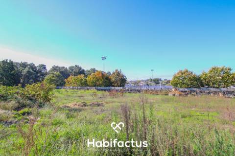 Lote Lajeosa do Dão bons acessos a Viseu, tranquilidade da vila,