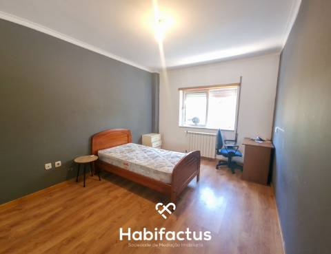 Apartamento T4 com terraço para venda em Jugueiros - Viseu