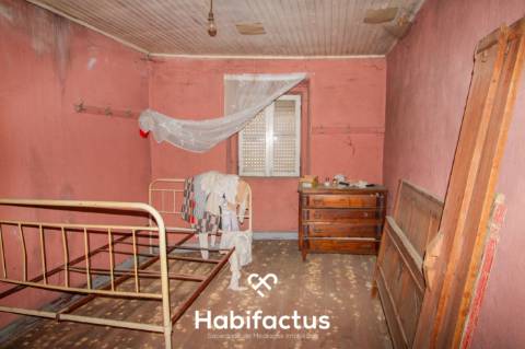 Moradia Tradicional em Santa Ovaia de Baixo, Perto de Tondela