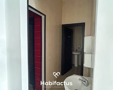 Loja  Venda em Ranhados,Viseu