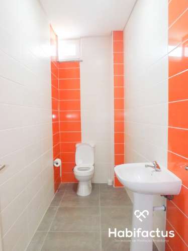 Loja a 50 mentros do Rossio - Viseu