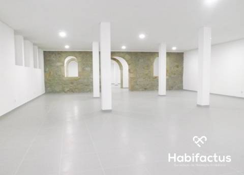 Loja a 50 mentros do Rossio - Viseu