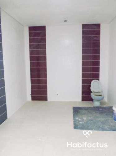 Loja a 50 mentros do Rossio - Viseu