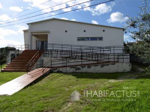 Quinta T5 Venda em Vila Nova de Tazem,Gouveia