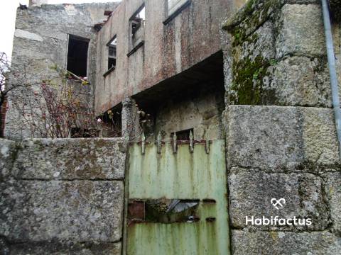 Moradia para Restaurar T3 Venda em Abrunhosa-a-Velha,Mangualde