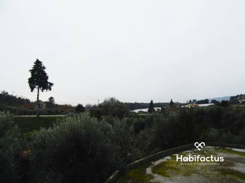 Moradia para Restaurar T3 Venda em Abrunhosa-a-Velha,Mangualde