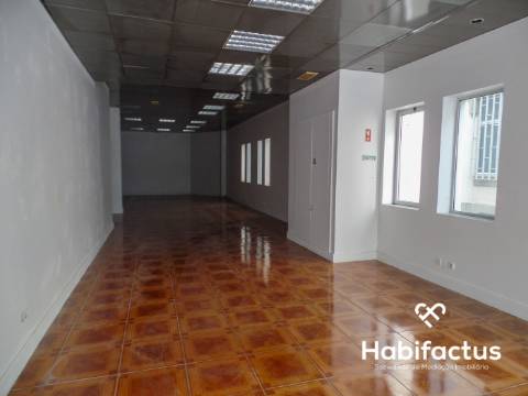 Loja no centro de Viseu.