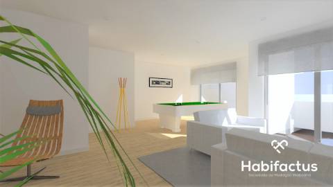 Apartamento T4 com terraço no último piso para venda em Viseu.