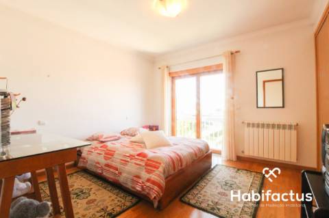 Moradia T5 com piscina junto da cidade de Viseu