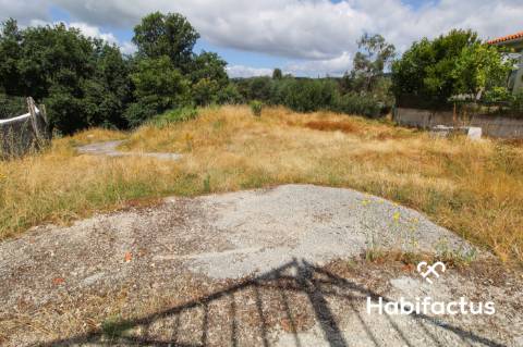 Terreno rústico em zona de construção com 10.365 m2