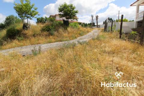 Terreno rústico em zona de construção com 10.365 m2