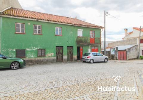 Moradias para venda junto a Viseu