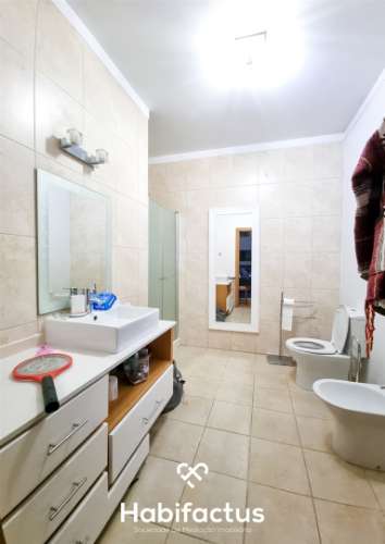 Quinta de características únicas com moradia T4 térrea para venda em Fragosela, Viseu