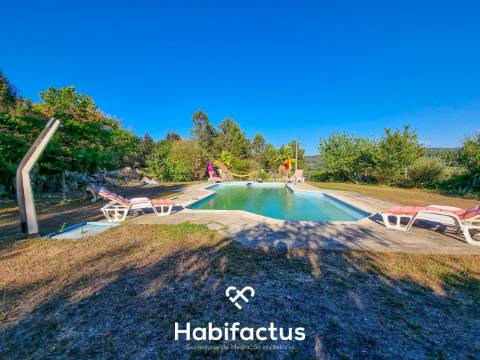 Quinta de características únicas com moradia T4 térrea para venda em Fragosela, Viseu