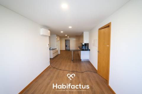 Loja+Apartamento T2 para venda em Viseu