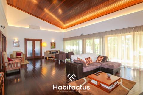 Moradia Isolada térrea com piscina - Viseu