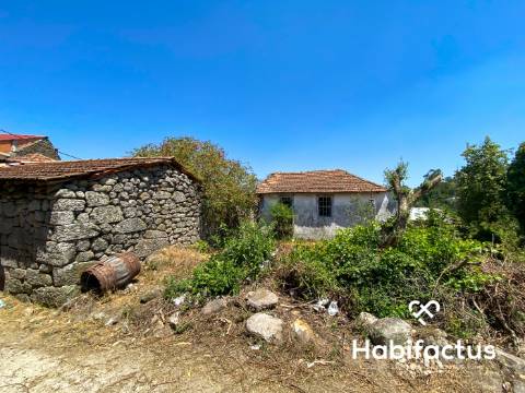 Moradia para reconstruir em Viseu