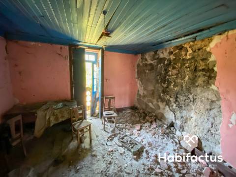 Moradia para reconstruir em Viseu