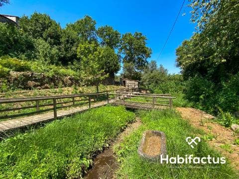 Moradia para reconstruir em Viseu