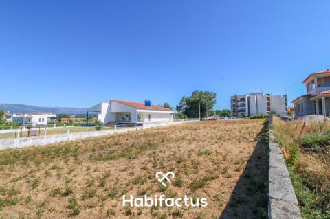 Terreno em Tondela