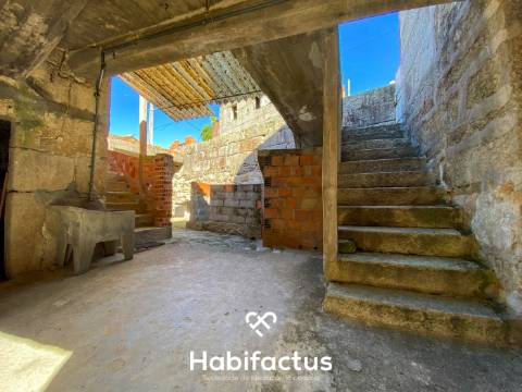 Moradia em Pedra V2+2 para Venda em Nelas