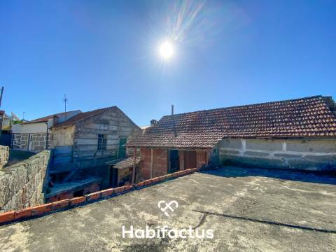 Moradia em Pedra V2+2 para Venda em Nelas