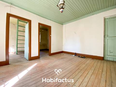 Moradia em Pedra V2+2 para Venda em Nelas