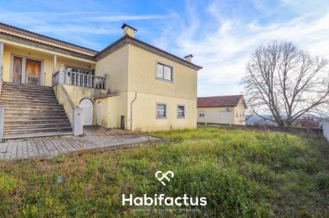 Moradia Isolada T3 Venda em Fragosela,Viseu