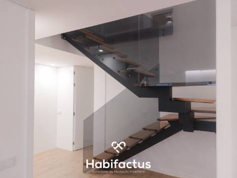 Apartamento T1 Duplex novo - Viseu