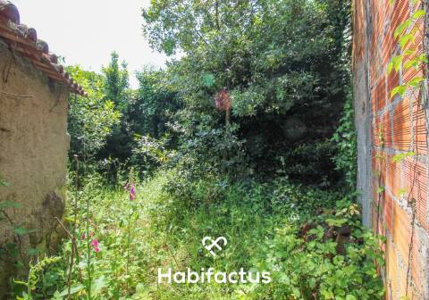 Moradia T3 à venda para restaurar - Mangualde - Viseu