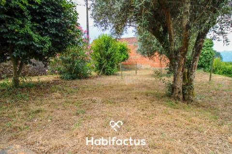 Moradia Isolada T5 às Portas de Tondela