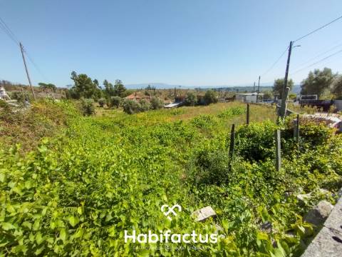 Terreno à Venda em Nelas, Viseu