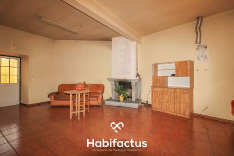 Moradia Rústica T3 em Miusela, Penalva do Castelo