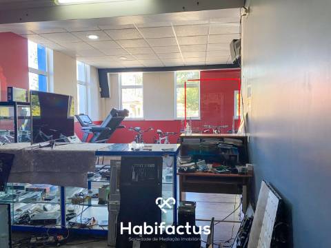 Armazém para arrendar em em Viseu