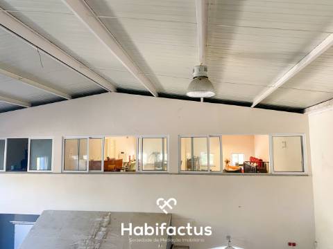 Armazém para arrendar em em Viseu