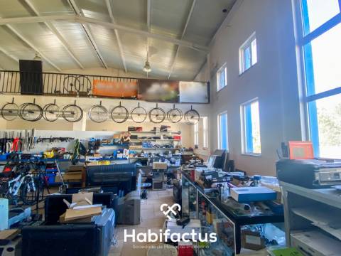 Armazém para arrendar em em Viseu