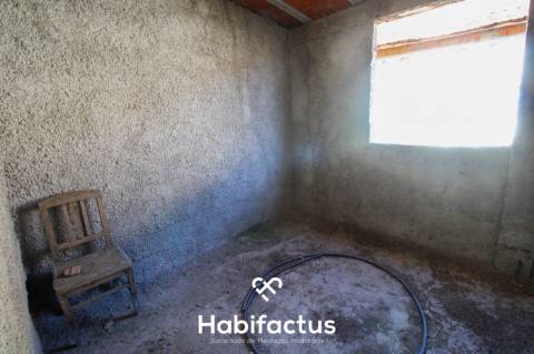 Armazém à venda em Campo de Besteiros